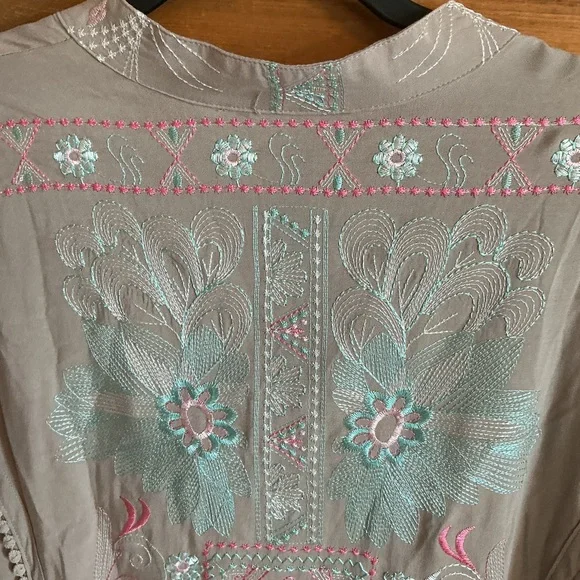 Soft Surroundings Gray Blouse with Pink and Blue Embroidery - Picture 6 of 7